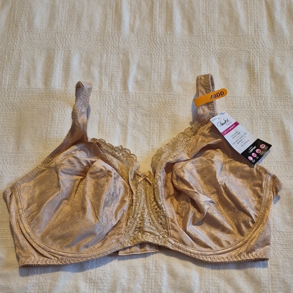 Playtex women's size 40DD Taupe underwire bra style 4422, NWT